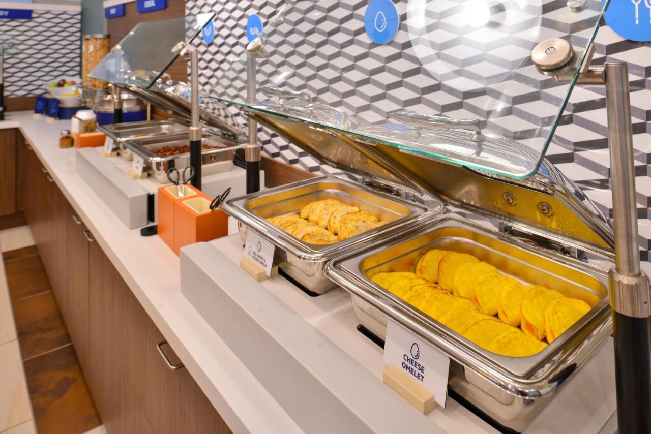 Holiday Inn Express & Suites La Porte By Ihg Exteriör bild