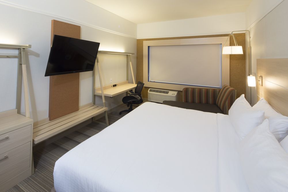 Holiday Inn Express & Suites La Porte By Ihg Exteriör bild