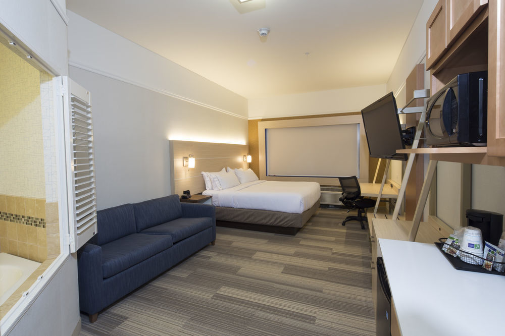 Holiday Inn Express & Suites La Porte By Ihg Exteriör bild